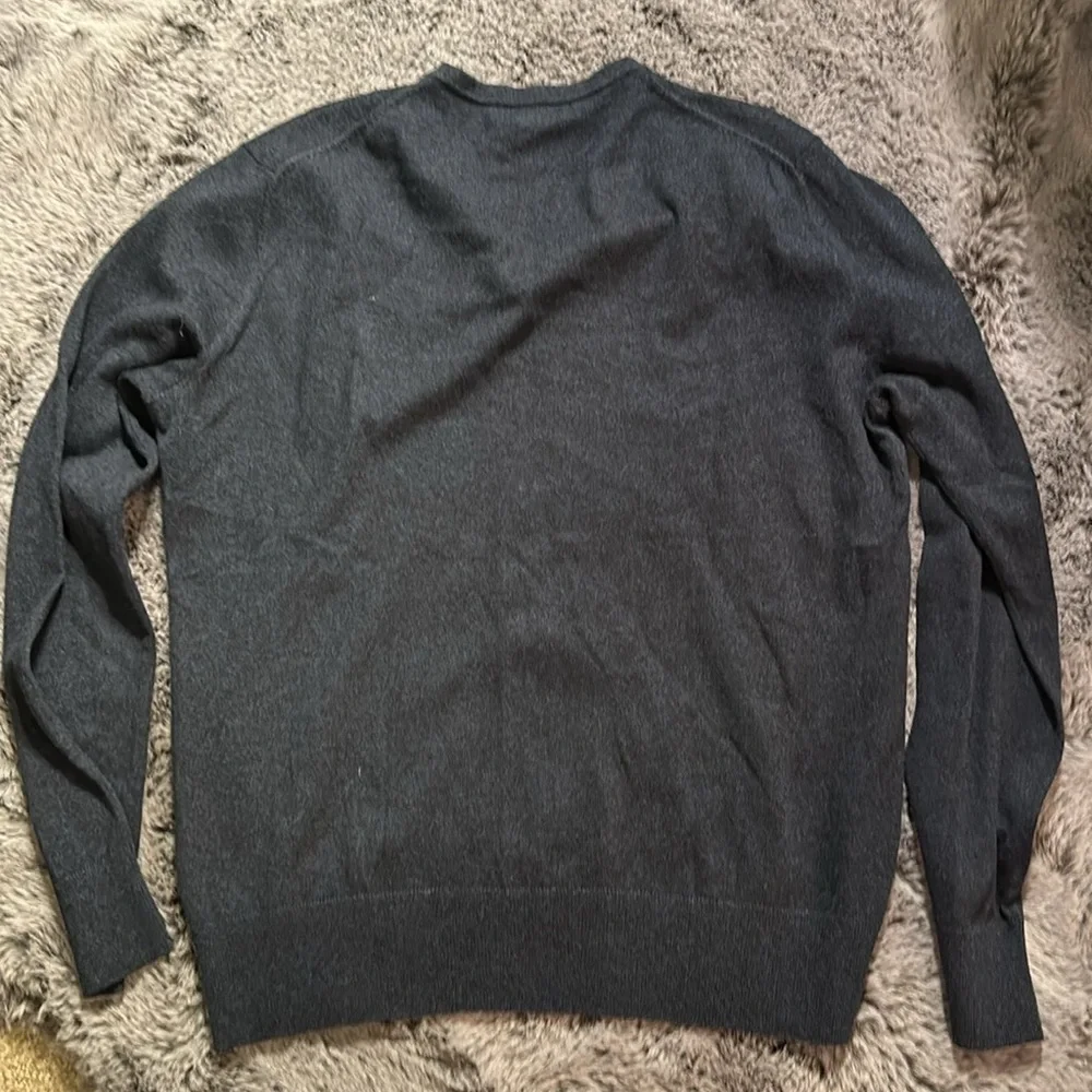 Banana Republic Navy V-neck Luxury silk cotton cashmere blend size M